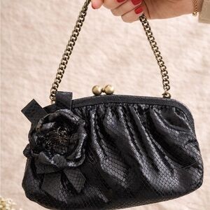 Isabella Fire (2pc) Elegant Black Chain Strap Women's Bag and Mini Pouch